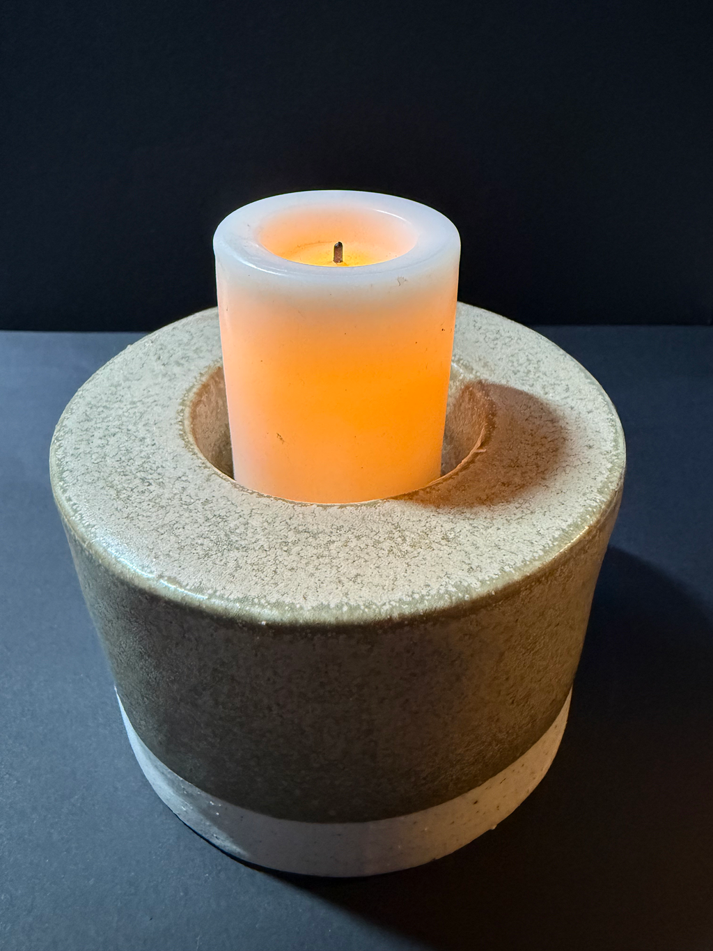 Ceramic Duo-Tone Tea Light Holder