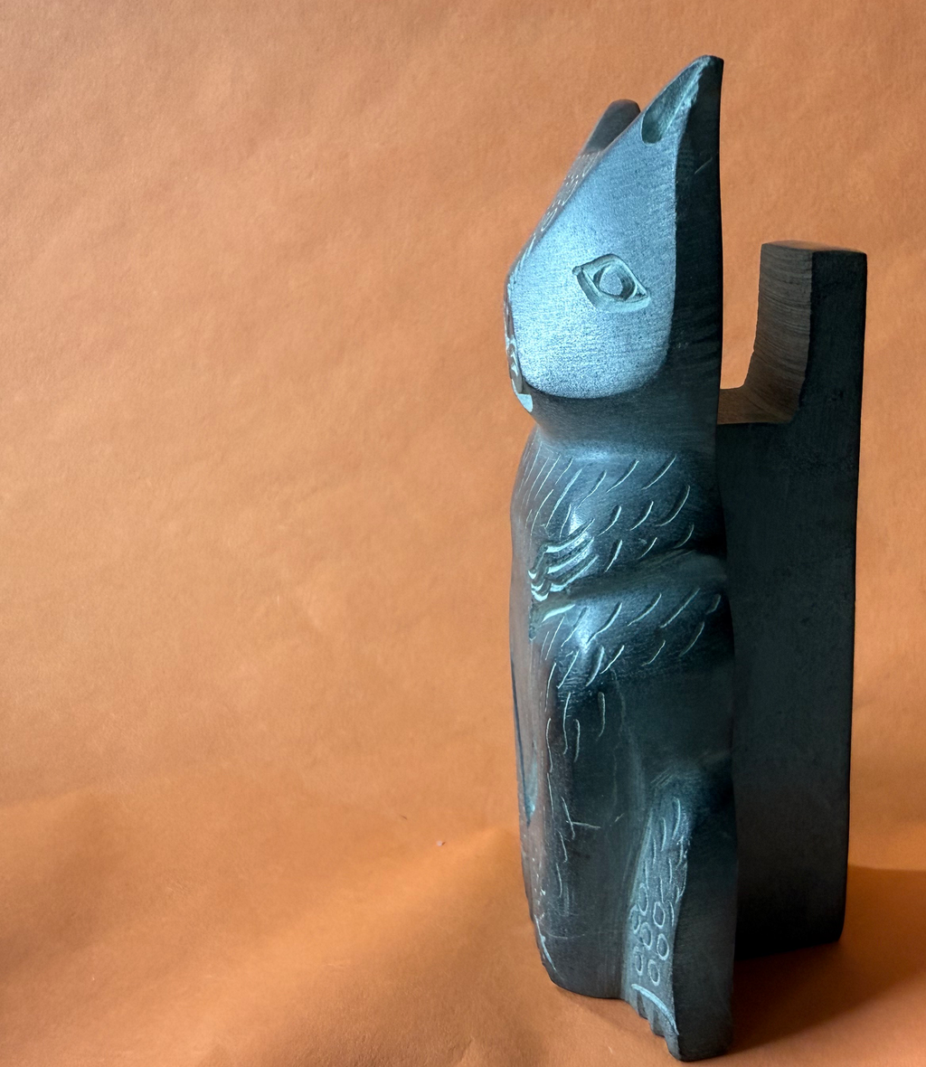 Kalpana Cat Stone Eyeglass Holder