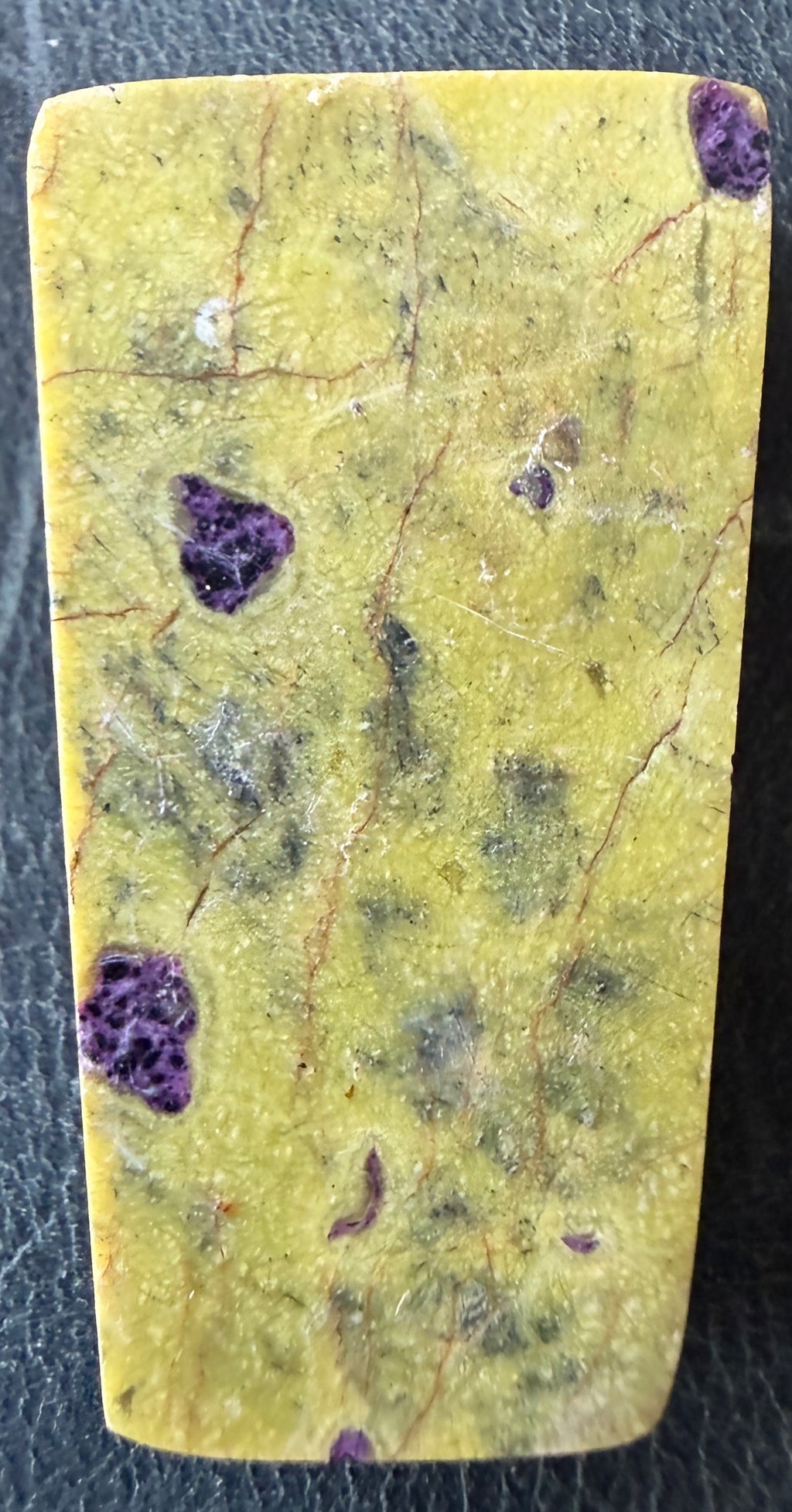 Serpentine & Stichtite (Atlantisite) cabochons 2 dozen, from Tasmania