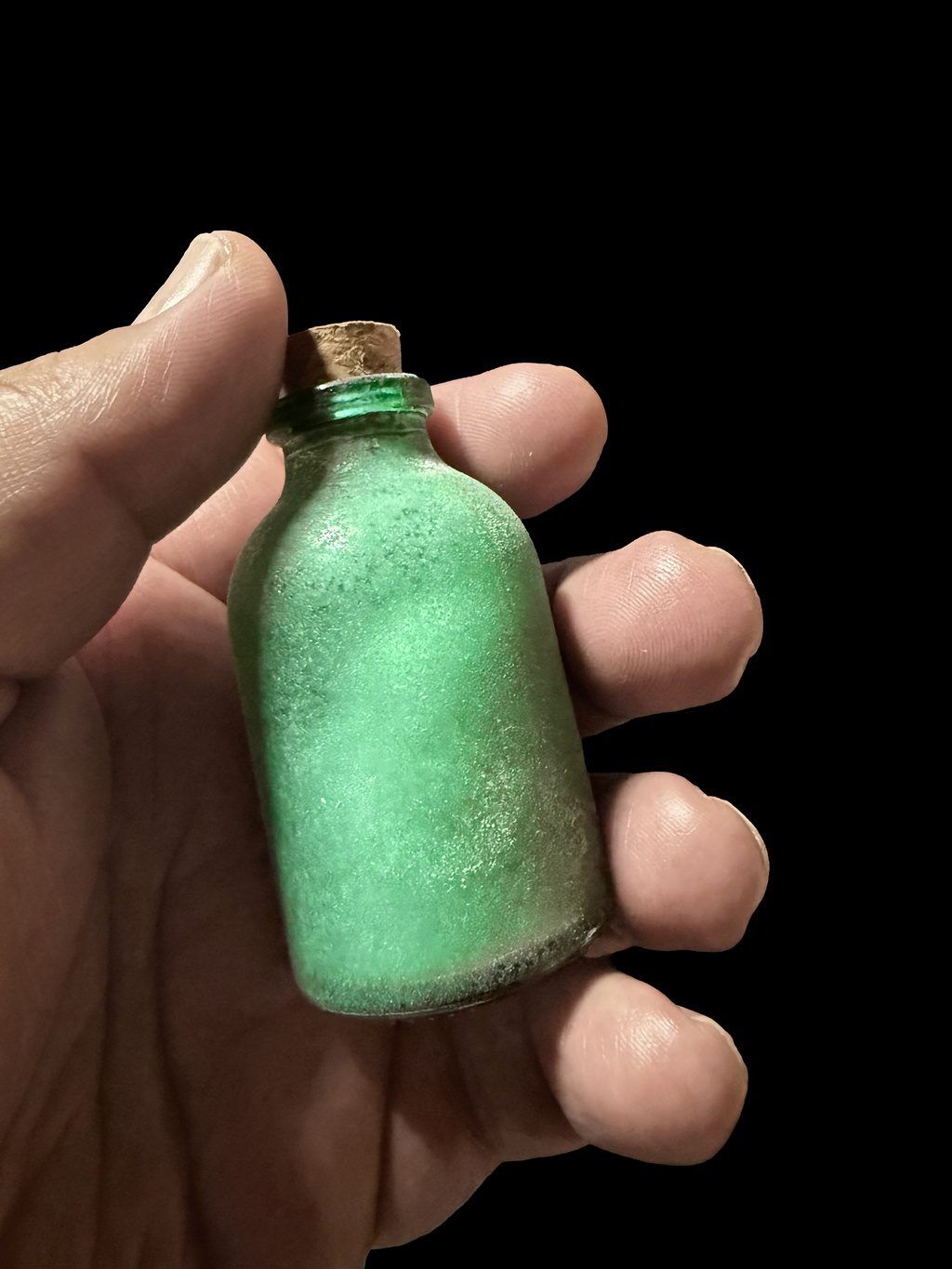 NRG2GO Bottle for Energetic Purification, Protection, & Amplification - Includes Genuine Herkimer Diamonds