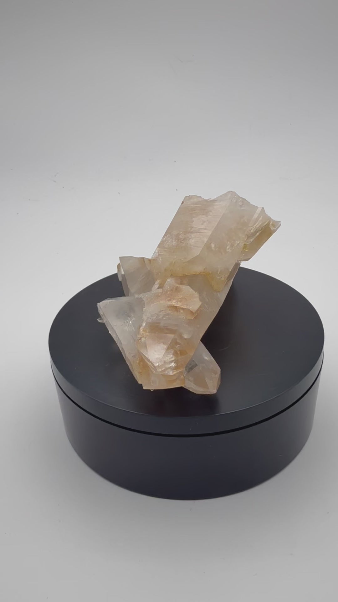 Smoky Blue Quartz from Boyaca, Colombia BSQZ100126_1