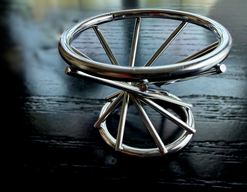 Sphere/Egg Stand/Holder, Swirl Leg, 2" Diameter